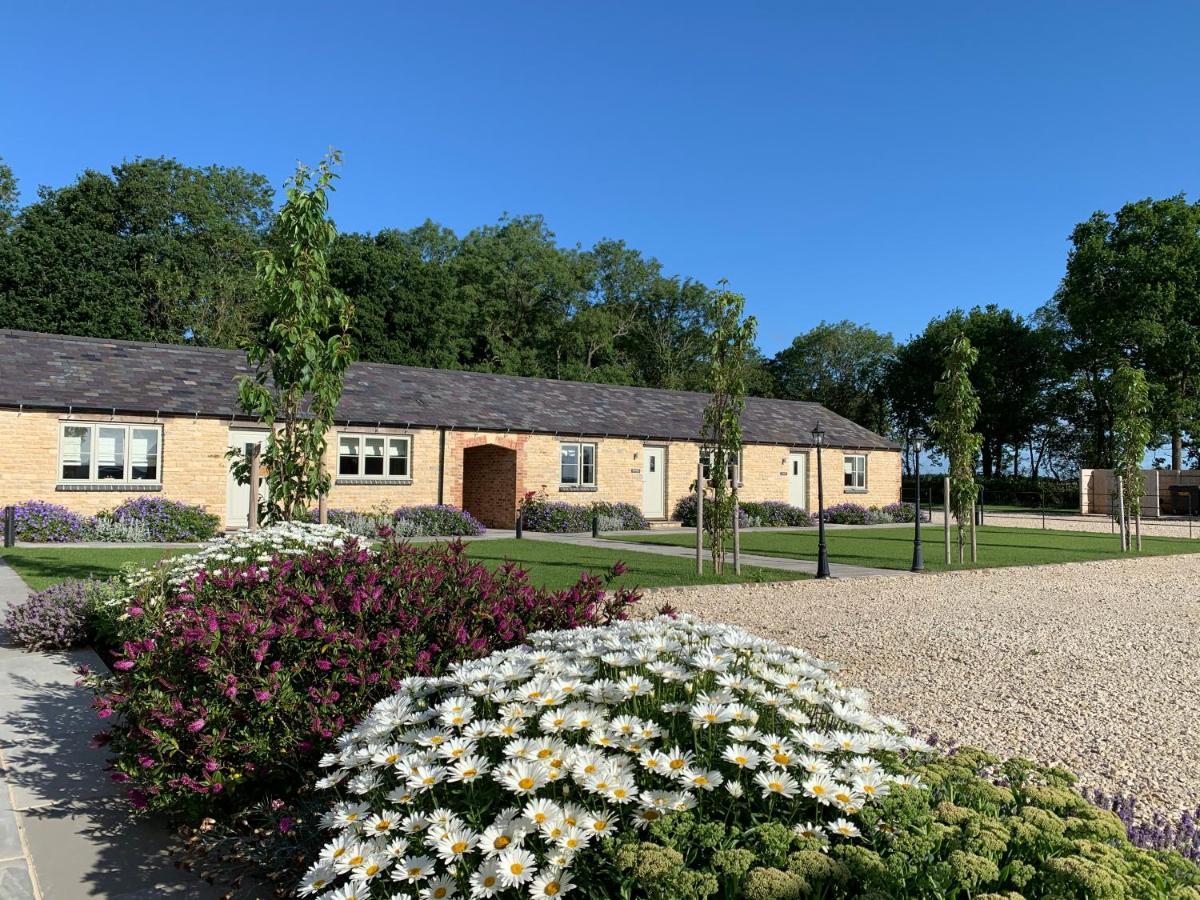 Briary Cottages At Iletts Farm Brackley  Exterior photo